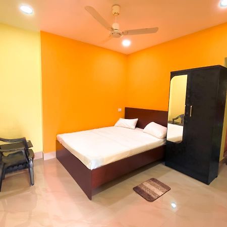 Hotel Sk Lodge Near Guwahati Airport חדר תמונה