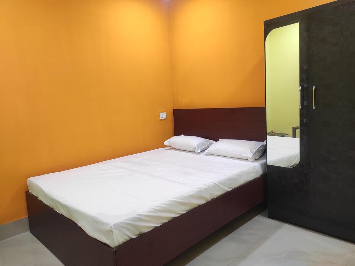 Hotel Sk Lodge Near Guwahati Airport מראה חיצוני תמונה