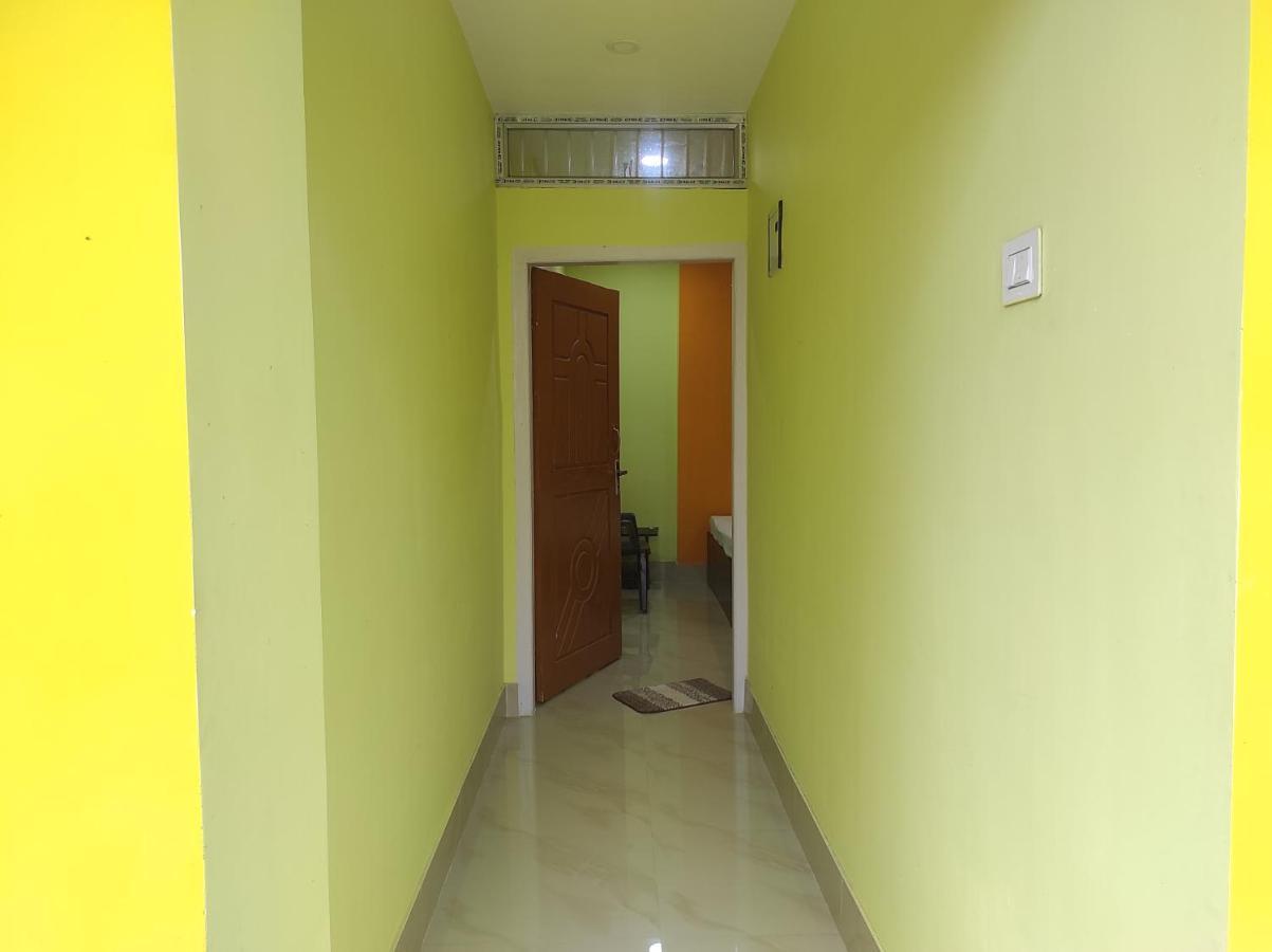 Hotel Sk Lodge Near Guwahati Airport מראה חיצוני תמונה